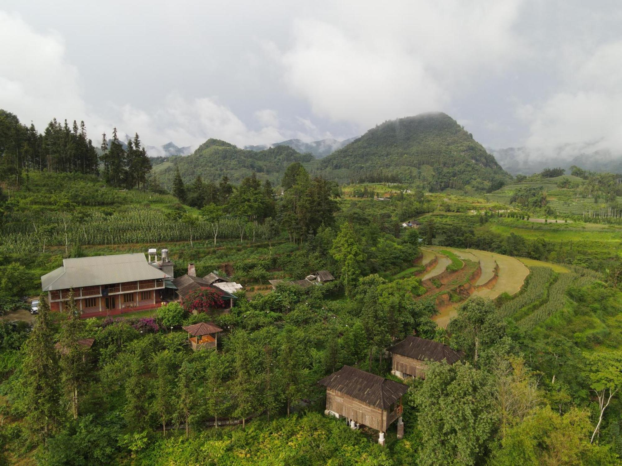 So H'Mong Homestay Bac Ha  Luaran gambar